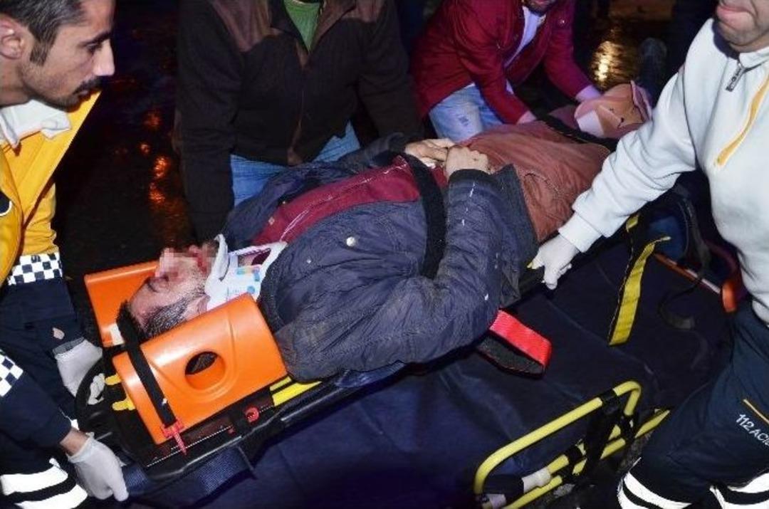 Sakarya&rsquo;da Trafik Kazası: 1 &Ouml;l&uuml;, 3 Yaralı