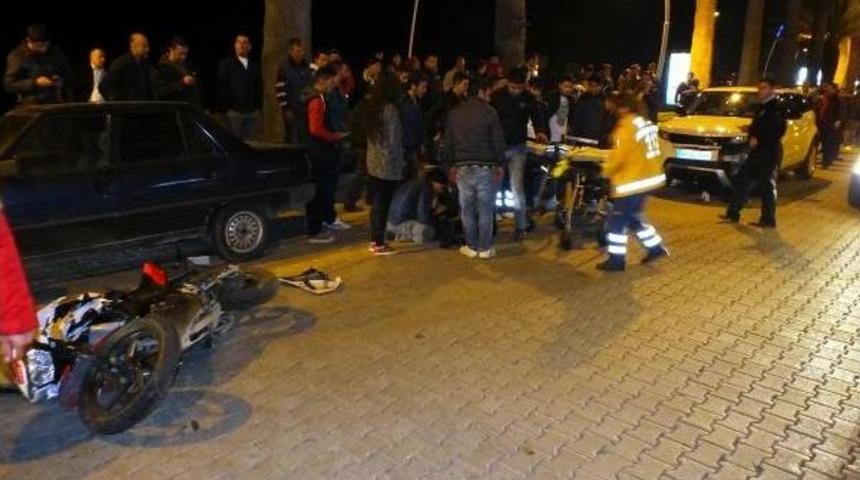 Motosikletle Cip &Ccedil;arpıştı: 2 Yaralı