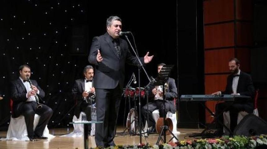 Trt Sanat&ccedil;ısı Alp Arslan'dan Konser