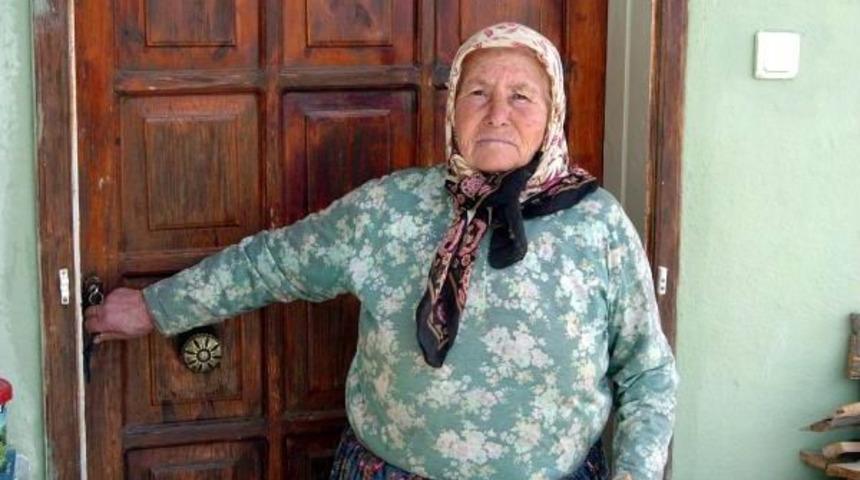 1,5 Yılda 5'inci Kez Evine Hırsız Girdi