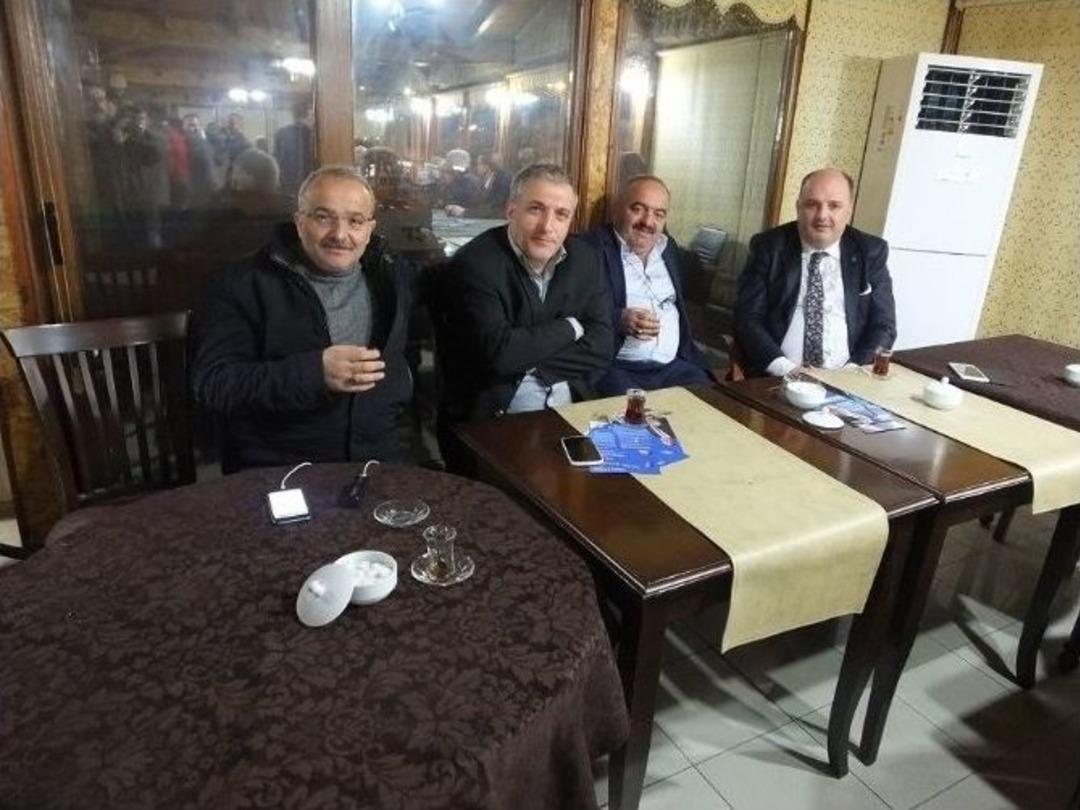Aday Adayı Sara&ccedil; Trabzonlular Derneğini Ziyaret Etti