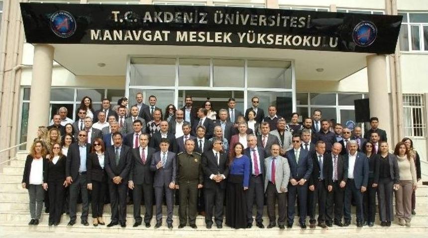 Akdeniz &Uuml;niversitesi Myo&rsquo;da İstihdam Fuarı
