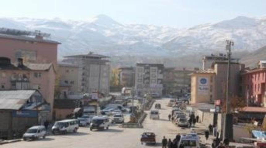 Hakkari&rsquo;de Elektrik Kesintisi Sorunu