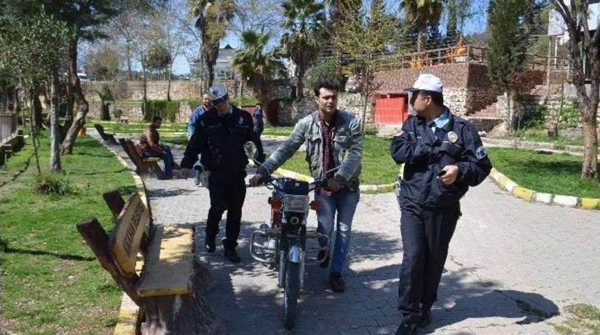 Kırıkhan&rsquo;da Motosiklet Denetimleri Arttı
