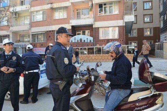 Kırıkhan’da Motosiklet Denetimleri Arttı