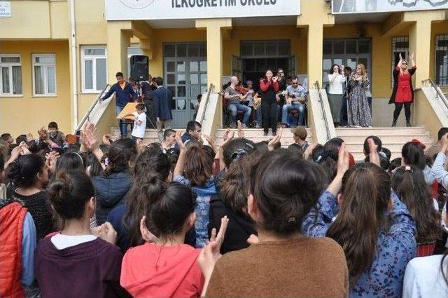 &Ouml;ğretmenler S&ouml;yledi &Ouml;ğrenciler Eğlendi 2