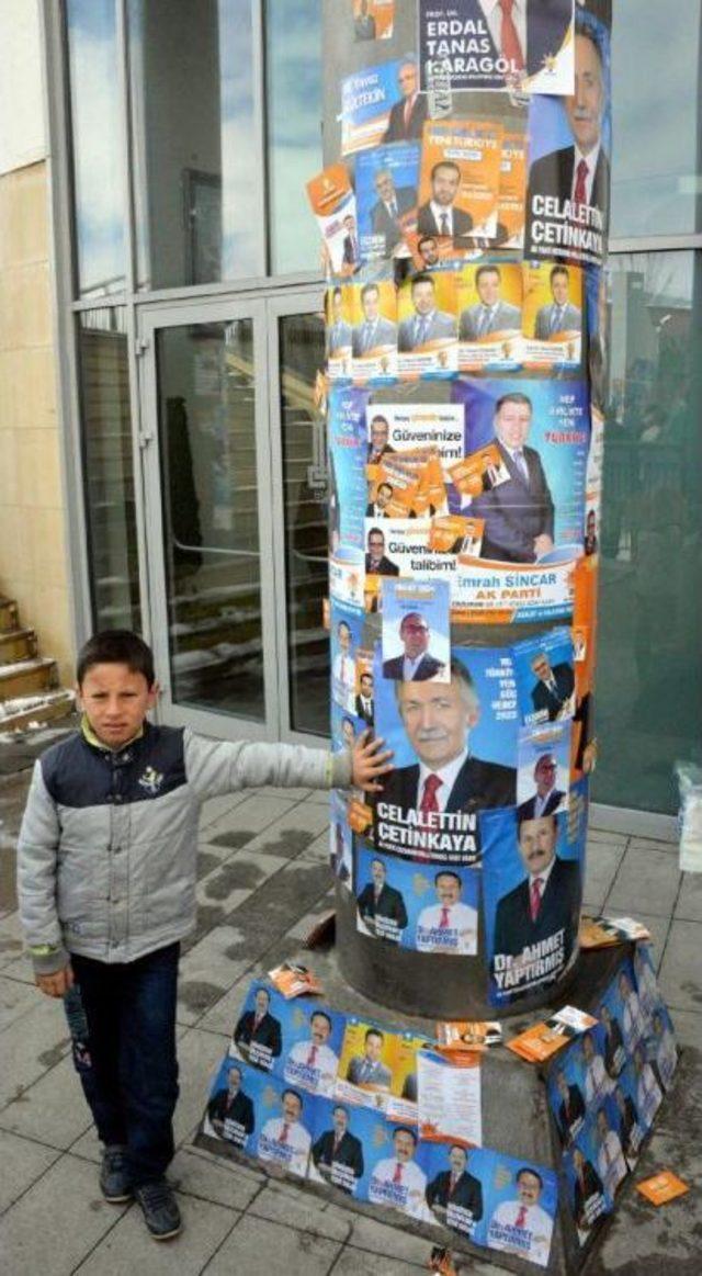 Erzurum da Stk lar Ak Parti Adayları Için Oy Kullanıyor 2