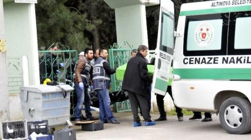 Japon M&uuml;hendis Harakiri Yaparak Canına Kıydı