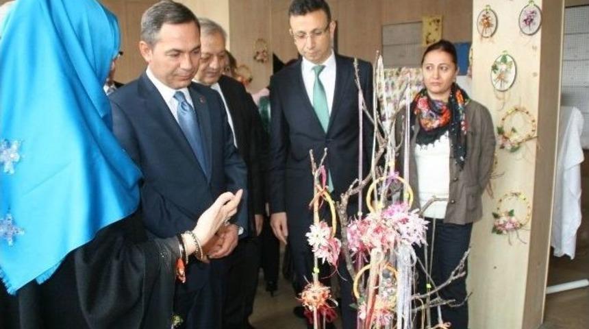 Devrek Belediyesinden &ldquo;koza El &Uuml;r&uuml;nleri Sergisi&rdquo;a&ccedil;ılışı