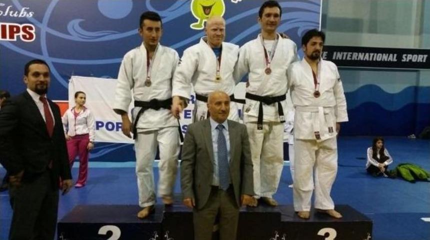 G&ouml;rme Engelliler Başkentten &Uuml;&ccedil;&uuml;nc&uuml;l&uuml;kle D&ouml;nd&uuml;