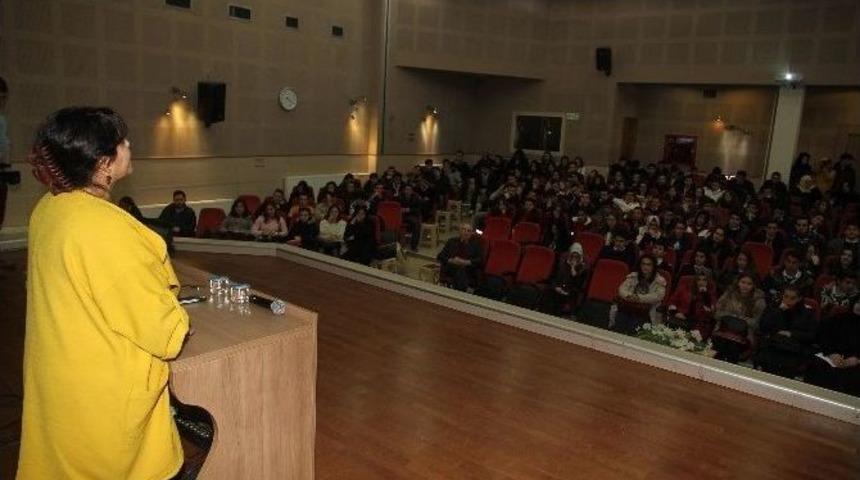 Kocaeli B&uuml;y&uuml;kşehir Belediyesi&rsquo;nden Aile İ&ccedil;i İletişim Eğitimi