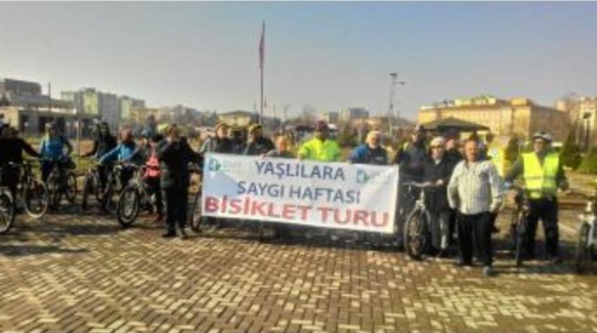 Yaşlılar İ&ccedil;in Bisiklet Turu