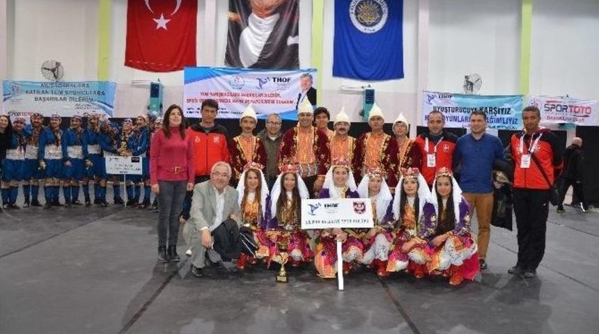 Silifke Belediyesi Halk Oyunları Ekibi Finalde