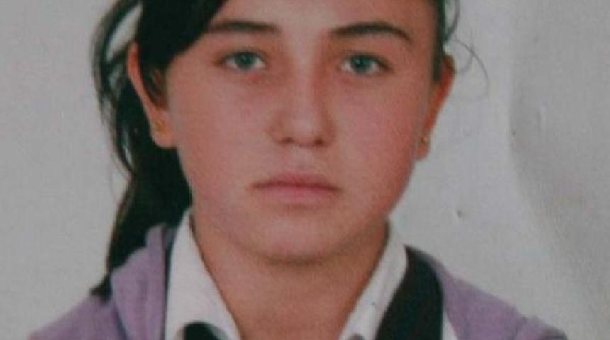 Liseli Ayşe, Okula Gitmek I&ccedil;in &Ccedil;ıktığı Evine Bir Daha D&ouml;nmedi