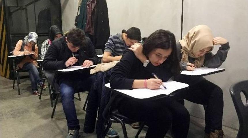 Kağıthaneli Gen&ccedil;ler İngilizce &Ouml;ğreniyor