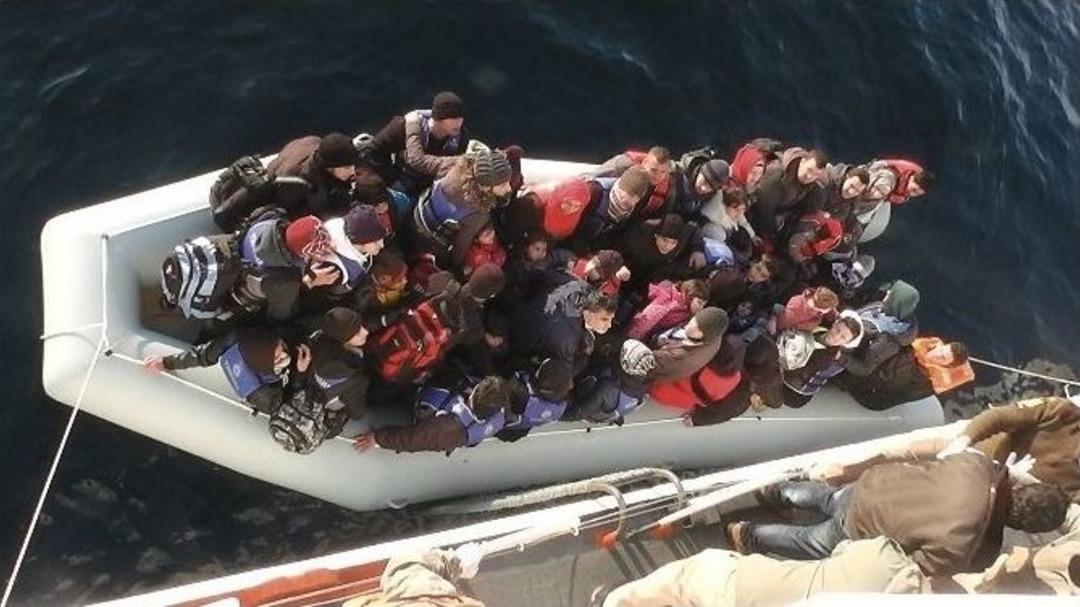 Ege Denizinde &Uuml;&ccedil; G&uuml;nde 264 Sığınmacı Kurtarıldı