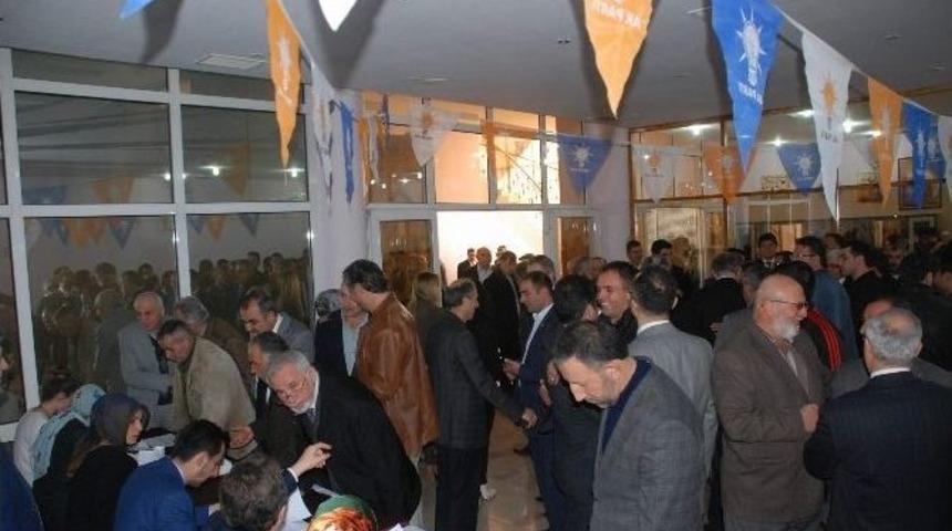 Ak Parti&rsquo;de Stk&rsquo;lara &ldquo;temay&uuml;l&rdquo; Yoklaması