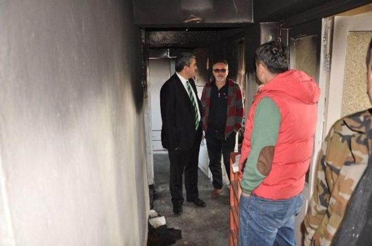 Yangından Zarar Gören Yaşlı Çifte Başkan Alıcık Sahip Çıktı G2