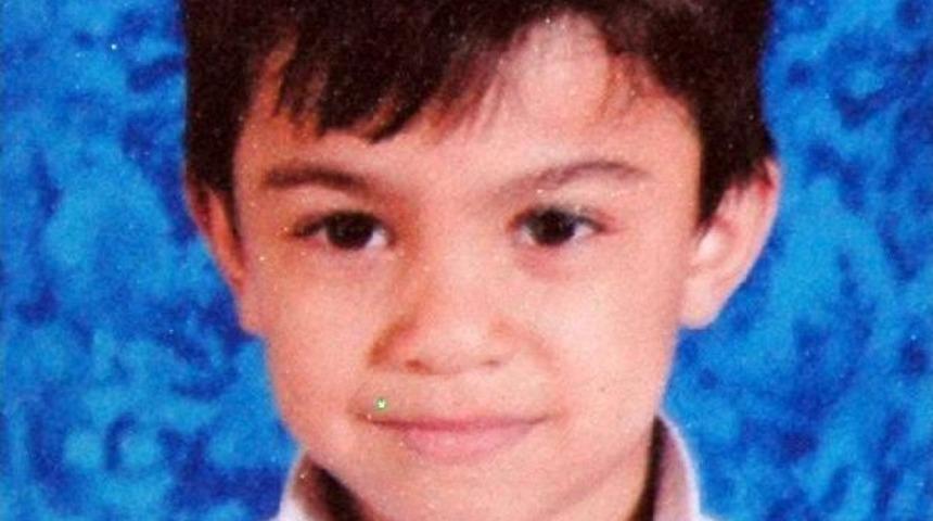 Minib&uuml;s &Ccedil;arptı, 8 Yaşındaki Berkay &Ouml;ld&uuml;