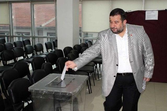 Ak Parti Afyonkarahisar İl Teşkilatından Örnek “demokrasi” Uygulaması