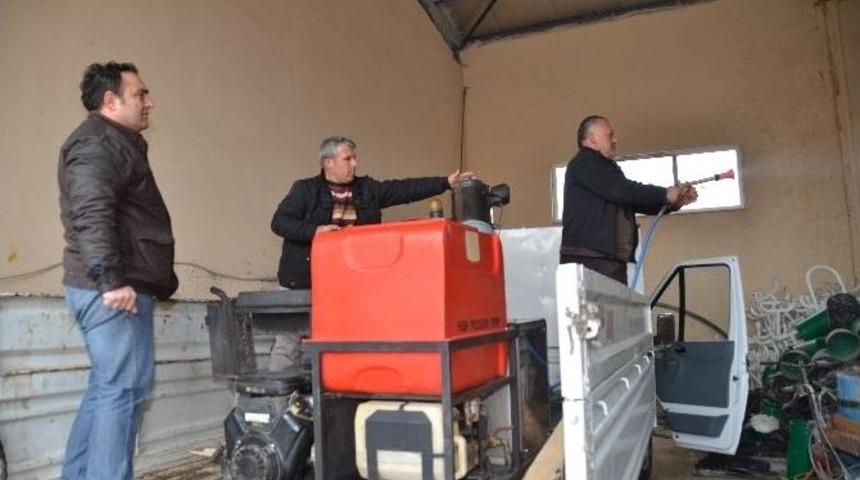 Bilecik Belediyesi Ara&ccedil; Filosuna &Ccedil;ok İşlevli İla&ccedil;lama Makinesi De Dahil Edildi