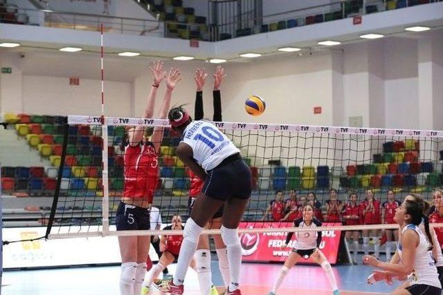 Türkiye Kadınlar Voleybol Ligi’ne Nilüfer Damgası