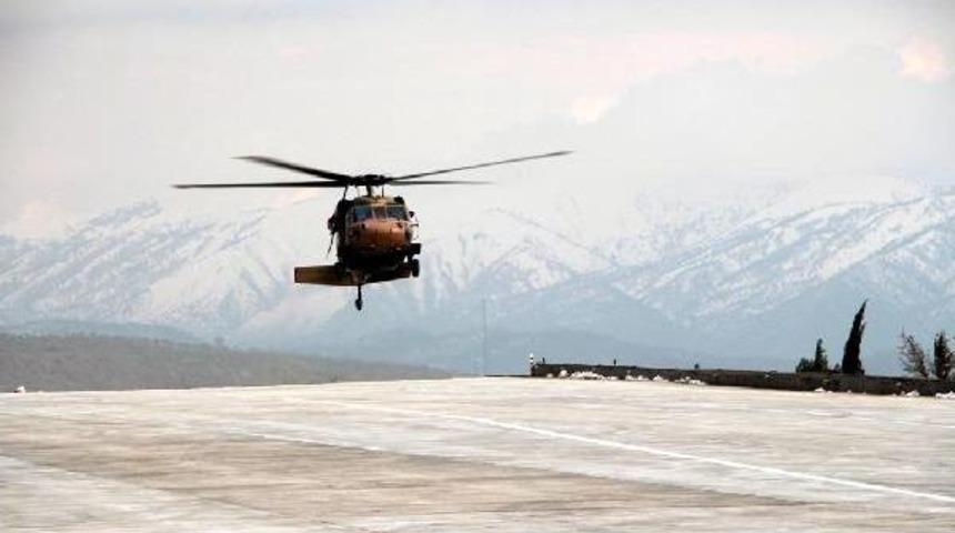 Askeri Helikopter 80 Yaşındaki Kadın I&ccedil;in Havalandı