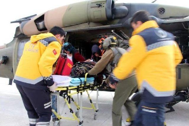 Askeri Helikopter 80 Yaşındaki Kadın Için Havalandı