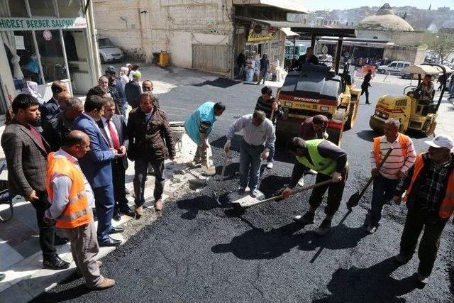 Demokrasi Caddesi Asfaltlanıyor