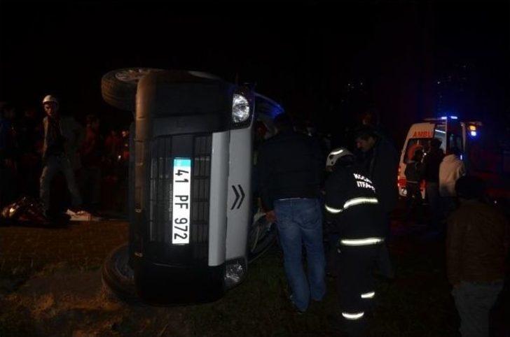 İnternet Bağlantı Ekibi Takla Attı: 3 Yaralı G2