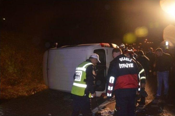 İnternet Bağlantı Ekibi Takla Attı: 3 Yaralı G3