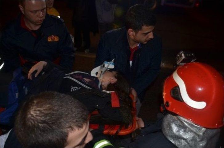 İnternet Bağlantı Ekibi Takla Attı: 3 Yaralı G4