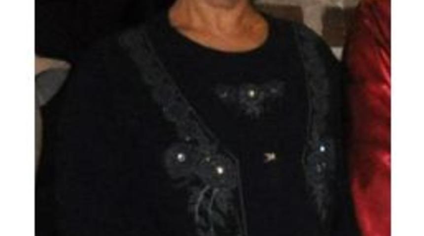 Yeğenin Cenazesinden D&ouml;nerken Kazada &Ouml;ld&uuml;