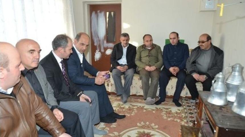 Başkan &Uuml;z&uuml;lmez&rsquo;den Hasta Ziyareti