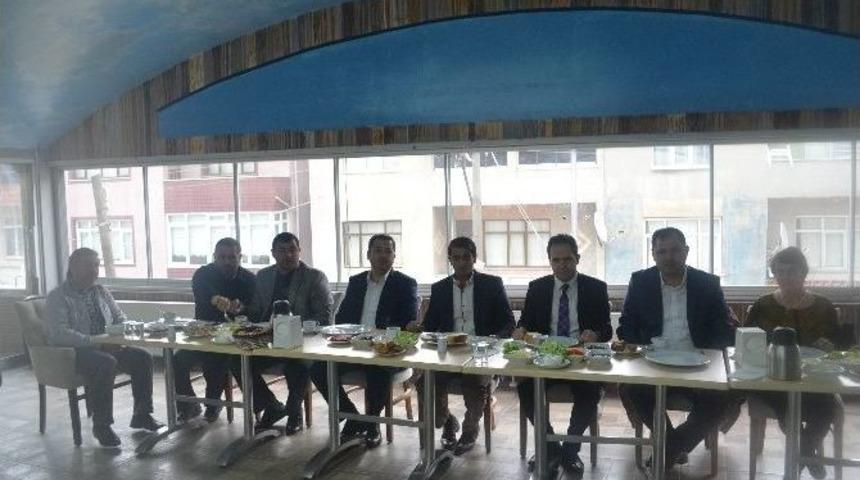 Kapaklı&rsquo;daki Emlak&ccedil;ılar Bir Araya Geldi