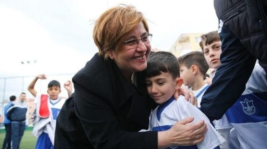 Konak Belediyesi&rsquo;nden Vatandaşa Yedi Branşta Spor Okulu