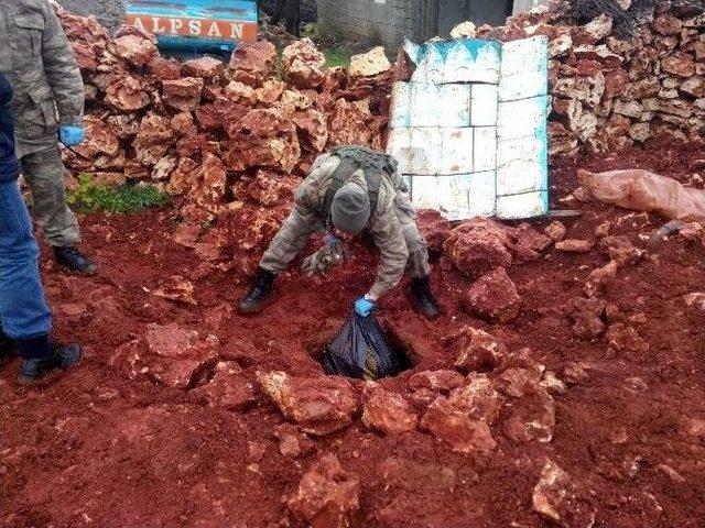 Diyarbakır’da 102 Kilogram Esrar Ele Geçirildi