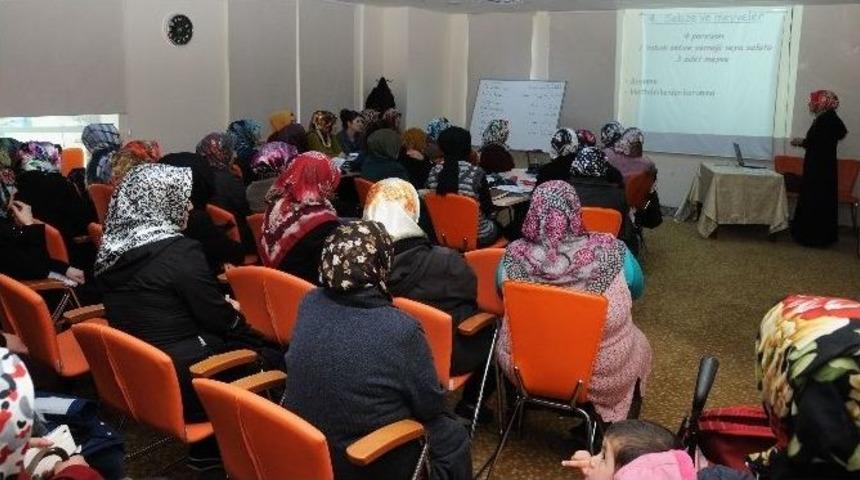 Pursaklar&rsquo;da Okul &Ouml;ncesi &Ccedil;ocuklar İ&ccedil;in Beslenme Semineri