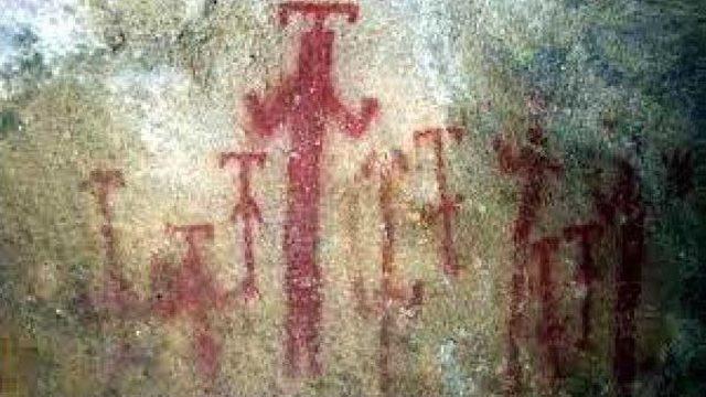 Spray Paint On Ancient Rocks Elicits Reaction