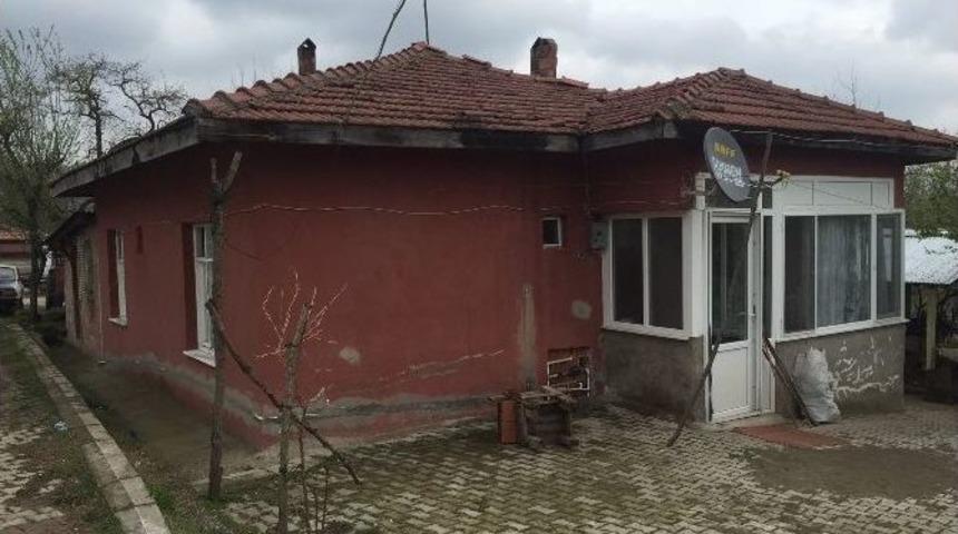 Psikolojik Sorunları Olan Şahıs Av T&uuml;feğiyle İntihar Etti