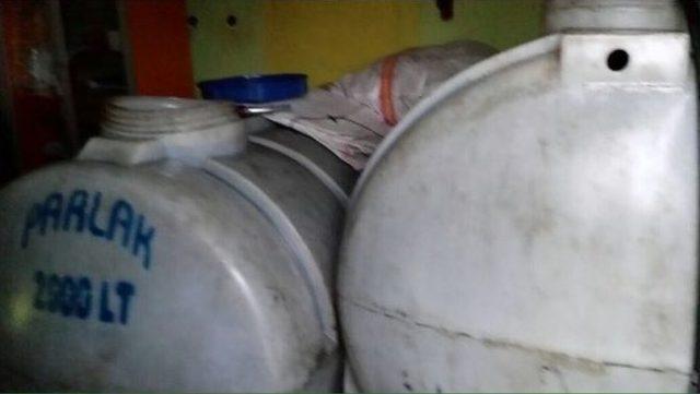 Batman’da 6 Bin 800 Litre Kaçak Akaryakıt Ele Geçirildi