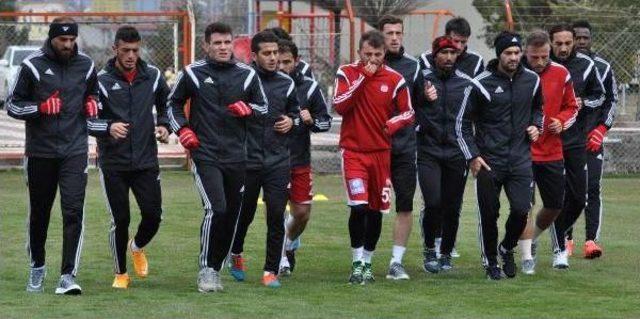 Medicana Sivasspor'da Eskişehirspor Maçı Hazırlıkları Sürüyor