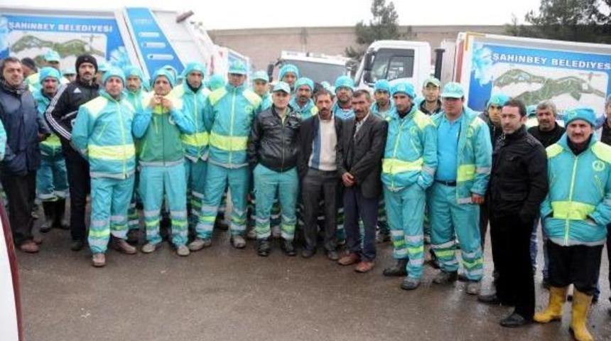 Gaziantep&rsquo;Te Temizlik Iş&ccedil;ileri Iş Bıraktı