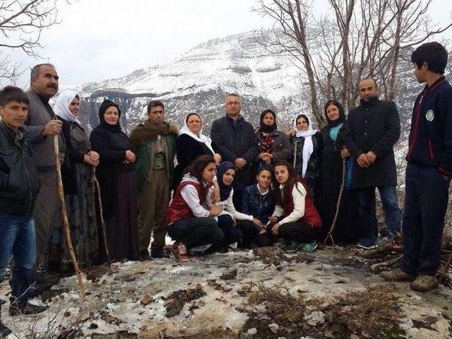 Mahkeme Kararıyla Öldürülen Katırlara Köylü Tepkisi