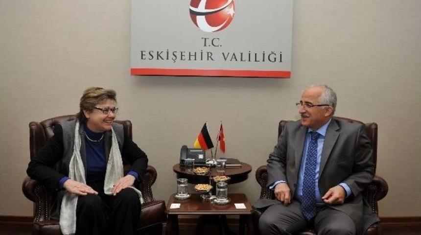 Almanya Federal Cumhuriyeti İstanbul Başkonsolosu Wolke Eskişehir&rsquo;de