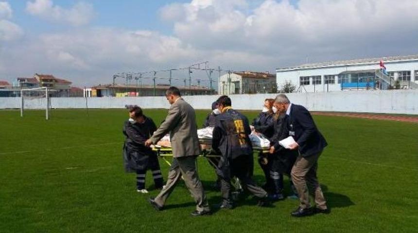 Zat&uuml;rre Olan Hasta, Helikopter Ambulansla İstanbul'a Sevk Edildi