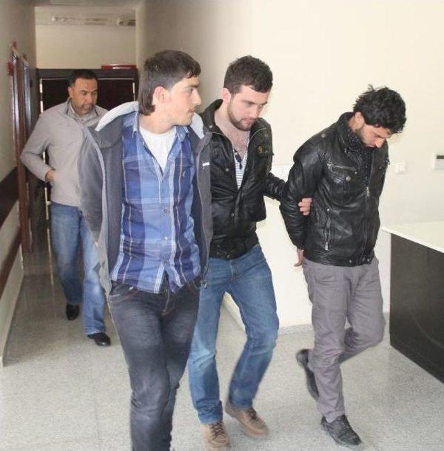 Patronlarına Şantaj Yapan Suriyeli Iş&ccedil;iler G&ouml;zaltına Alındı 1