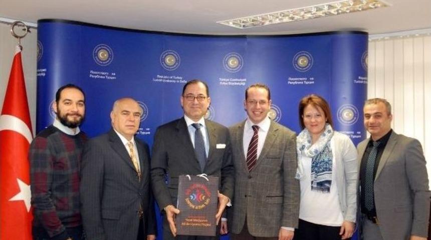 Sofya B&uuml;y&uuml;kel&ccedil;isinden &lsquo;sivil Toplum&rsquo;a &Ouml;vg&uuml;