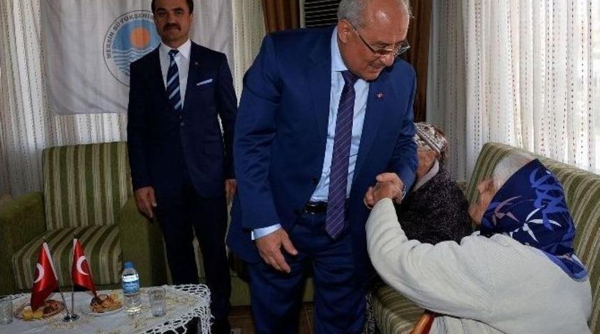 Başkan Kocamaz, Huzurevinde Yaşlılarla Bir Araya Geldi