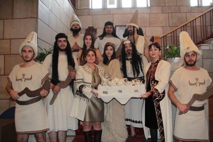 Huttuşa Heyeti Mecliste G3